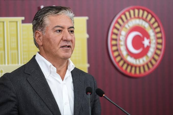 Yeni Partili Emir: Seçimi hemen istiyoruz