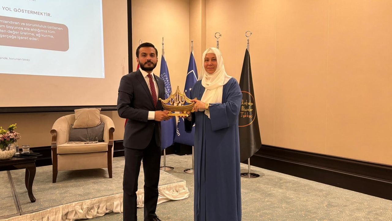 Gençler için Devlet Himayesi Çalıştayı İstanbul’da yapıldı