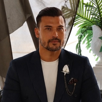 Burak Küçüktüzgen kimdir?