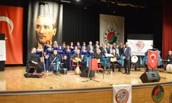 Antalya'da ''Geçmişten Günümüze Aşıklarımız Ve Ozanlarımız'' Konseri Gerçekleştirildi