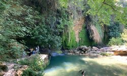 Antalya'nın Saklı Cenneti Kurşunlu Şelalesi Sıcaklardan Bunalanların Sığınağı Oldu