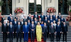 Erdoğan, Hollanda’daki liderler yemeğine katıldı