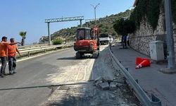 Finike-Demre yolunda çevre düzenleme çalışması