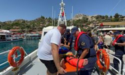Antalya Kaleköy’de yaralıya Sahil Güvenlik tahliyesi