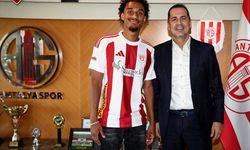Antalyaspor, Gambiyalı Ceesay ile 3 yıllık sözleşme imzaladı