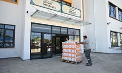 Kemer’de 6 bin 500 öğrenciye kırtasiye desteği