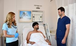 Trafik kazasında tesadüfen fark edilen kist başarıyla alındı