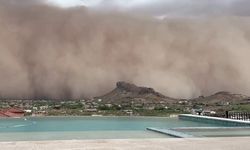 Arizona’da toz fırtınası: 55 bin kişi elektriksiz