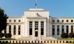 Fed Üyesi Cook: İstifa etmeyi düşünmüyorum