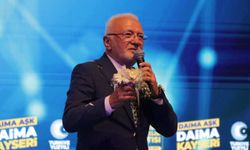 Elitaş: Balya balya paralarla parti olunmaz
