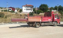 Antalya’da motosiklet kamyonet kasasına çarptı: 1 ağır yaralı