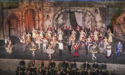Aspendos’ta Don Kişot balesi sanatseverlerle buluştu