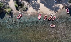 Beşkonak’ta rafting mahallelinin geçim kaynağı oldu