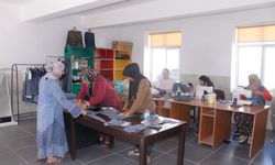 Serik’te öğrenciler için okul kıyafeti üretim projesi