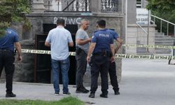 Cami tuvaletindeki kavgada bıçaklı saldırı