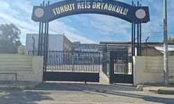Antalya Turgut Reis Ortaokulu’nda Neler Oluyor?
