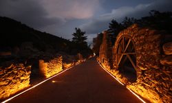 Olympos’ta gece müzeciliğiyle ziyaretçi hareketliliği arttı