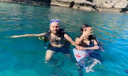 Alanya’da su altında sürpriz evlilik teklifi