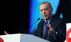 TBMM’de Protestolu Açılış: DEM Erdoğan’ı ayakta karşıladı