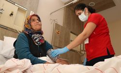 Antalya’da böbrek nakli bekleyen kadına 45 dakikada umut