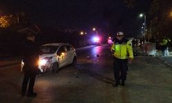 Manavgat’ta motosiklet ile otomobil çarpıştı: 2 ağır yaralı