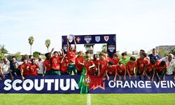 Ronaldo’nun oğlu Antalya’daki turnuvada şampiyon oldu