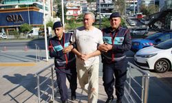 Alanya’da kadın cinayeti girişimi kameraya yansıdı