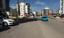 Antalya’da kaçan 5 şüpheli polis ekiplerinin üzerine araç sürdü