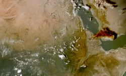 Etiyopya’da 12 bin yıllık Hayli Gubbi Yanardağı patladı