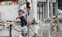 Filipinler’de iki tayfun 250 kişinin ölümüne yol açtı