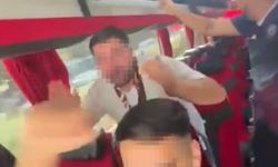 Taraftar otobüsü şoförünün tehlikeli hareketi tepki çekti
