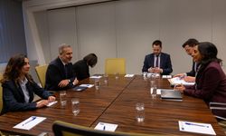 Hakan Fidan, Kanada Dışişleri Bakanı Anand ile görüştü