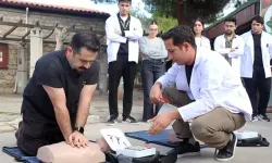 Akdeniz Üniversitesi’nde temel yaşam desteği farkındalığı