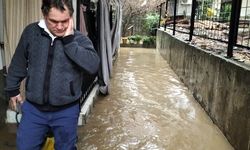 Manavgat’ta sağanak yağış su baskınlarına yol açtı