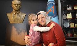 İkinci rahim nakliyle anne olan Havva Erdem’den AÜ’ye ziyaret