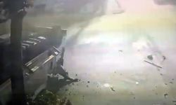 Alanya’da çöp kamyonu ile kamyon çarpıştı: 3 yaralı