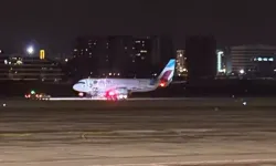 Dubai-Düsseldorf uçağı acil iniş için Antalya’ya yöneldi