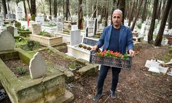 Antalya’da mezar bakımına görüntülü ziyaret hizmeti