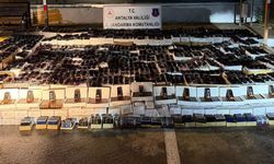 Antalya’da kaçakçılık operasyonu: 29 bini aşkın ürün ele geçirildi