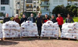Kumluca Ticaret Borsası’ndan ramazan yardımı