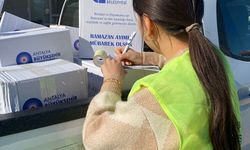 Kumluca’da ihtiyaç sahibi ailelere ramazan kolisi desteği