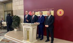 Davutoğlu: Türkiye ara bulucu rolünü güçlendirmeli