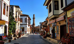 Antalya’nın en popüler çarşısı hangisidir?