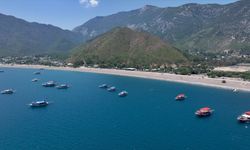 Adrasan yaz sezonunda turistlerin gözdesi oldu