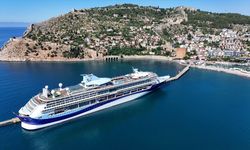 Alanya’ya kruvaziyerle 1767 turist geldi