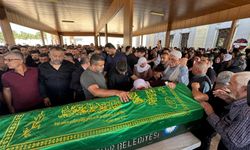 Otobüs faciasında ölen baba ve oğlu Antalya’da defnedildi