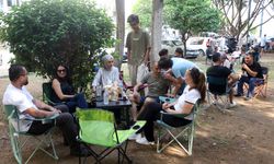 Antalya’da LGS heyecanı: Aileler okul önlerinde bekledi