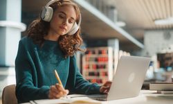 Online Eğitim Platformlarının Avantajları ve Seçimi