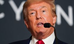 Trump: Venezuela’ya yardıma hazırız
