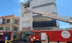 Serik’te ev yangınında 2 kişi dumandan etkilendi